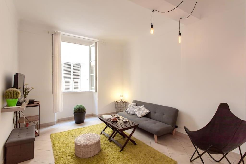 شقة L23 Rossetti Old Town 3 Min To The Sea/Ac & Wifi نيس المظهر الخارجي الصورة